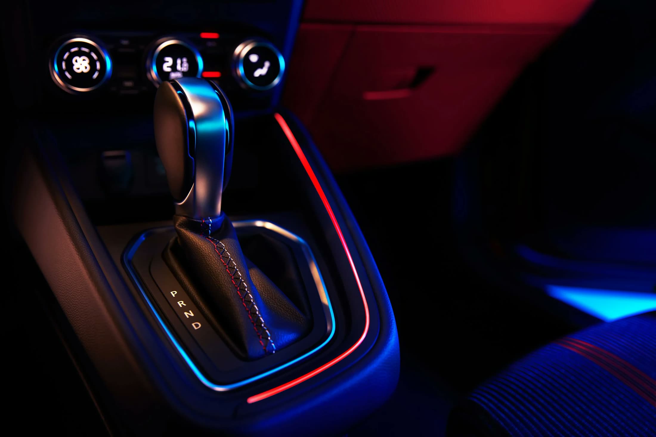 RENAULT — plate 5 of 18, Retouch finishing by Matte-Studio
