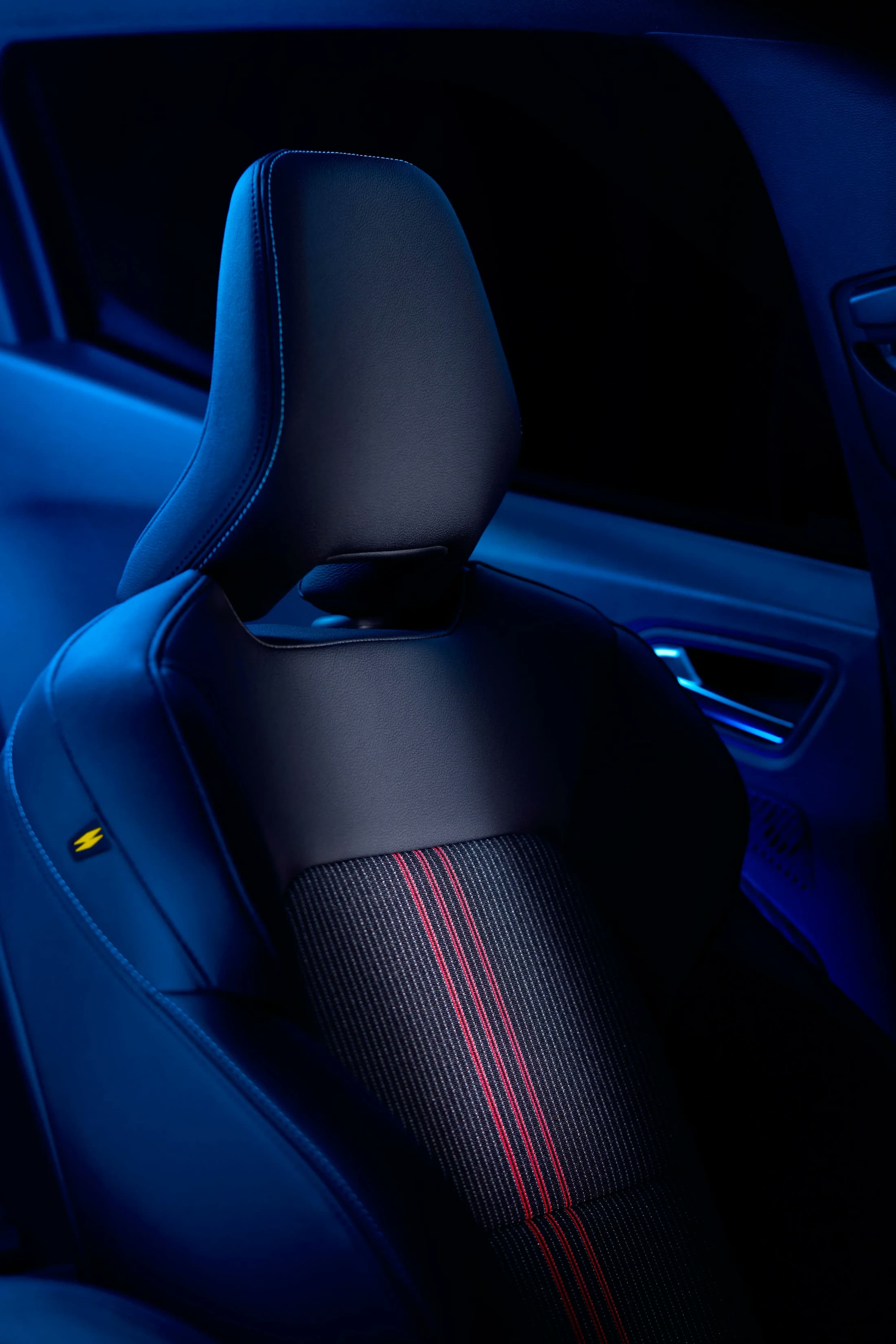 RENAULT — plate 8 of 18, Retouch finishing by Matte-Studio
