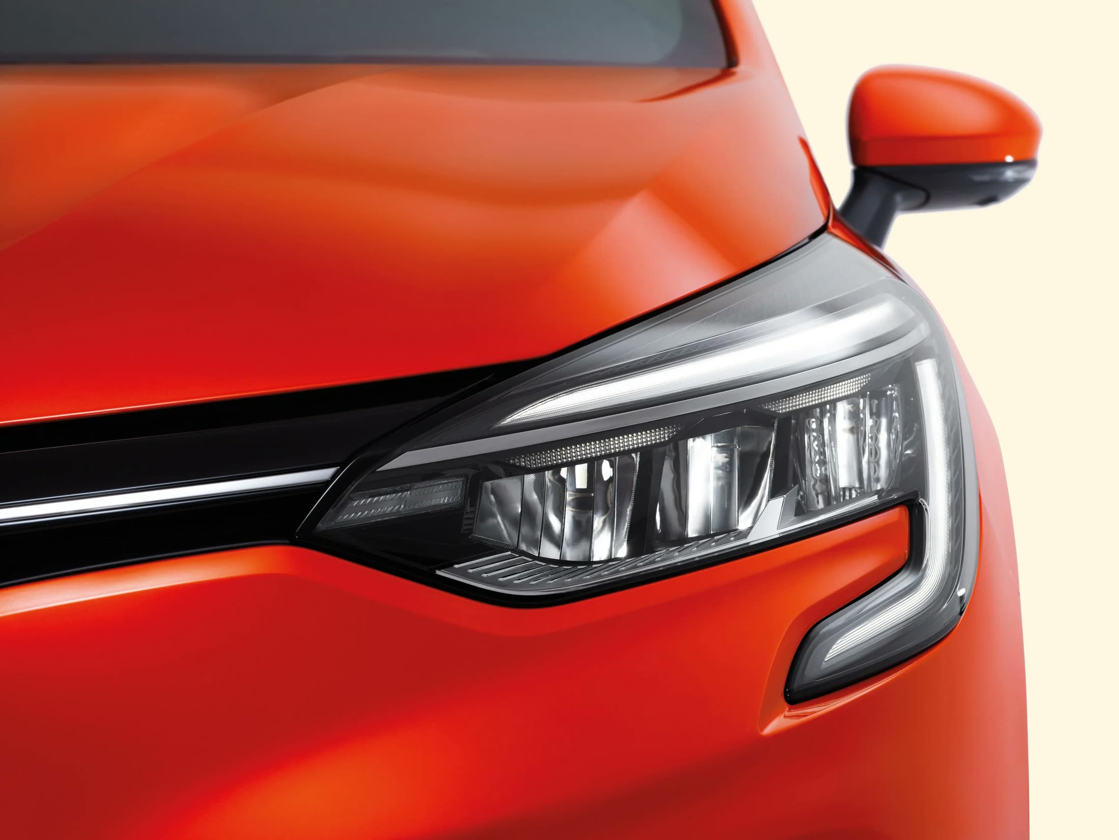 RENAULT — plate 17 of 18, Retouch finishing by Matte-Studio